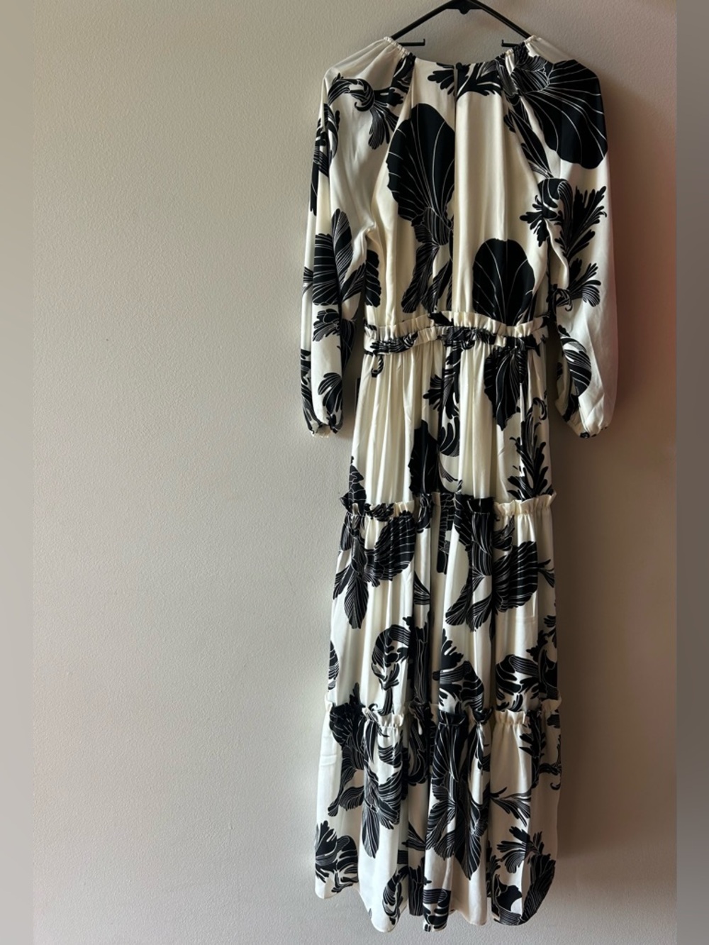 Express Black & White Floral Tiered Maxi Dress with V-Neck - Picture 2 of 7